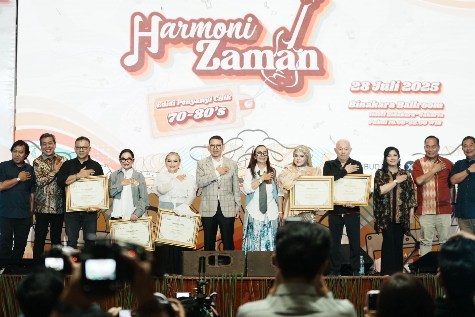 harmoni zaman